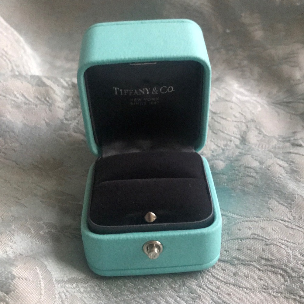 Tiffany and co engagement ring box